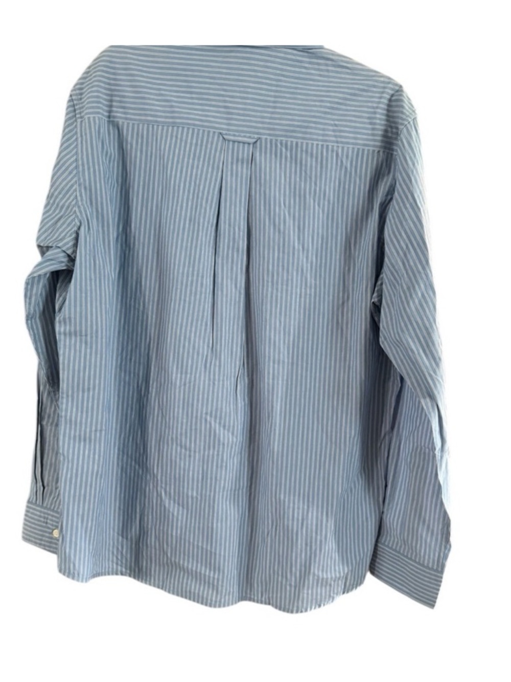 Classic Light Blue Striped Button-Down Shirt for Men - Picture 5 of 11
